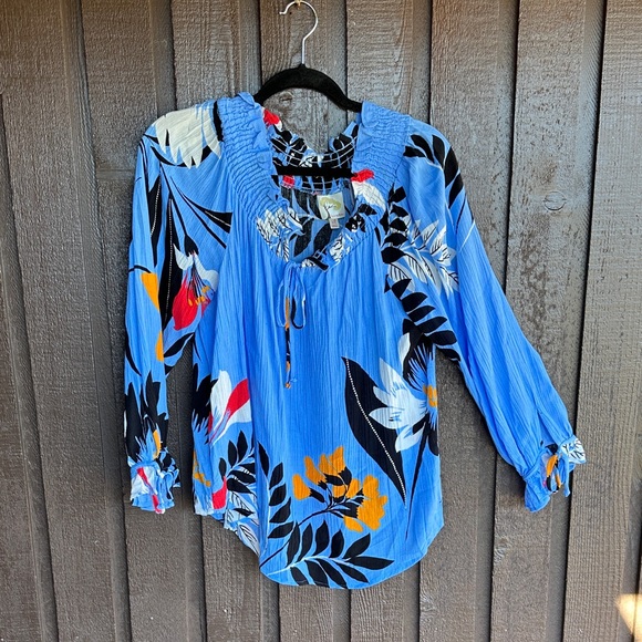 fig and flower Tops - Fig and Flower Blue Multicolor Floral Blouse